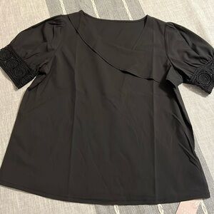 Emery Rose blouse top